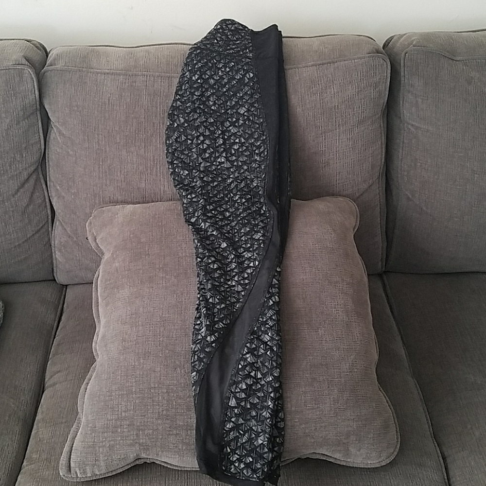 Lululemon featherlight tights